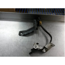 98Q044 Crankshaft Position Sensor For 00-02 Buick Century  3.1 10856555
